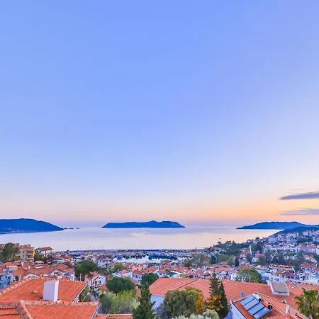 Hotel Luna 2*