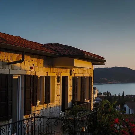 Hotel Luna 2*
