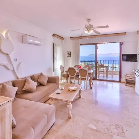 Luna Otel